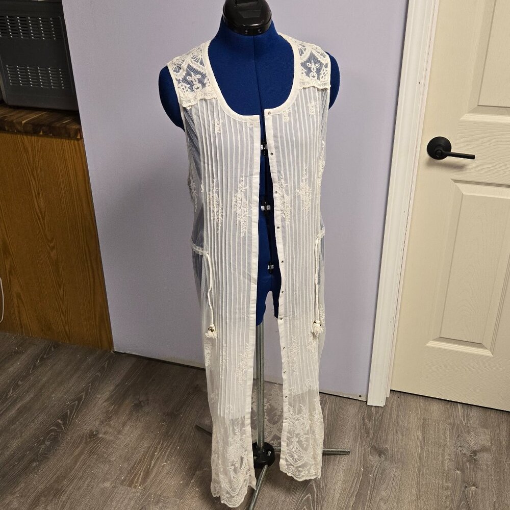 Spell & the Gypsy Collective Ophelia Lace Duster, S, EUC - Picture 5 of 7